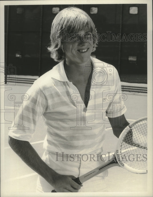 1976 Press Photo Vincent Van Patten in "Three for the Road" on CBS - mjp37659 - Historic Images