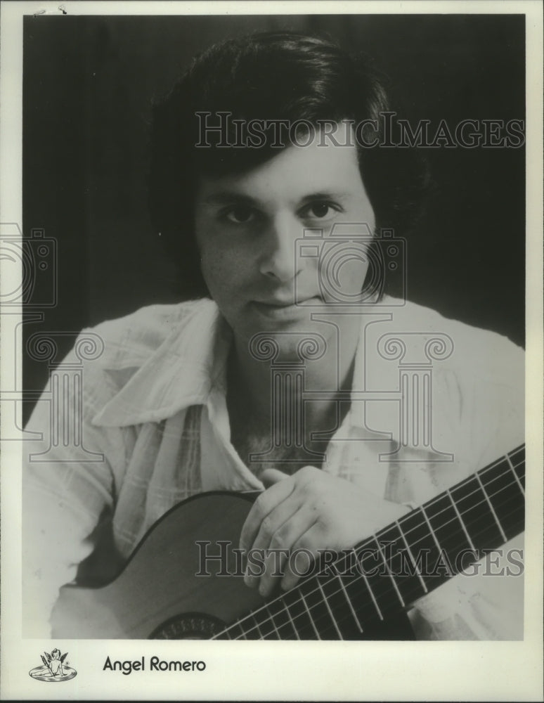 1975, Guitarist Angel Romero - mjp37673 - Historic Images