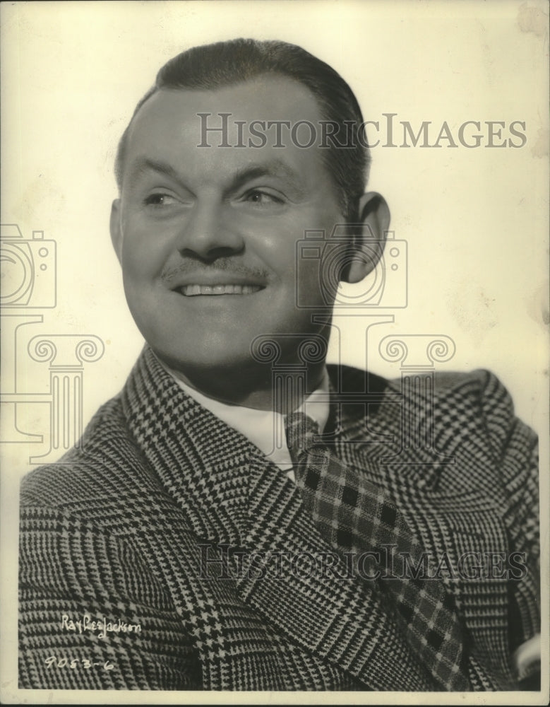 1943, Lawrence Tibbett - mjp37675 - Historic Images