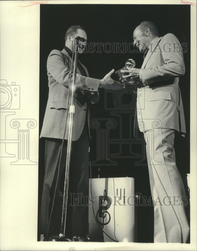 1975 Press Photo Woody Herman Receives Grammy Award From Don Suber - mjp37953 - Historic Images