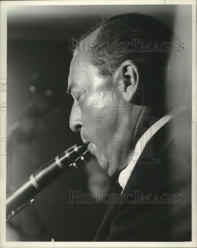 1960 Press Photo Orchestra Leader Woody Herman - mjp37959 - Historic Images