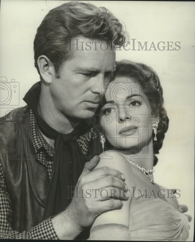 1952, â€œFlaming Featherâ€ stars Sterling Hayden and Arleen Whelan - Historic Images