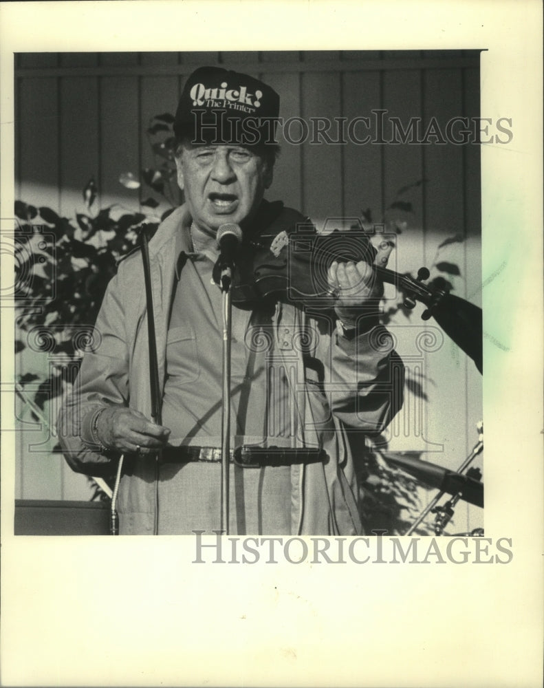 1985 Press Photo Comedian Henny Youngman - mjp38139 - Historic Images
