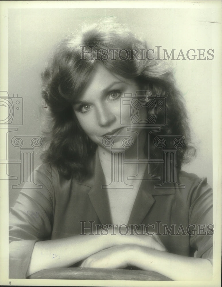 1982, Marilu Henner plays a cab driver in NBC&#39;s &quot;Taxi&quot; - mjp38145 - Historic Images