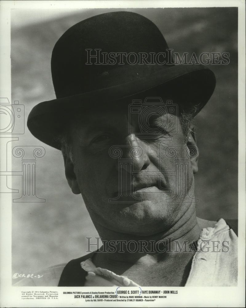 1975 Press Photo &quot;Oklahoma Crude&quot; tar George C. Scott - mjp38267 - Historic Images