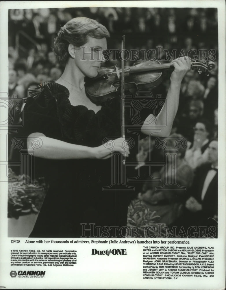 1986, Julie Andrews stars in "Duet for One" - mjp38345 - Historic Images