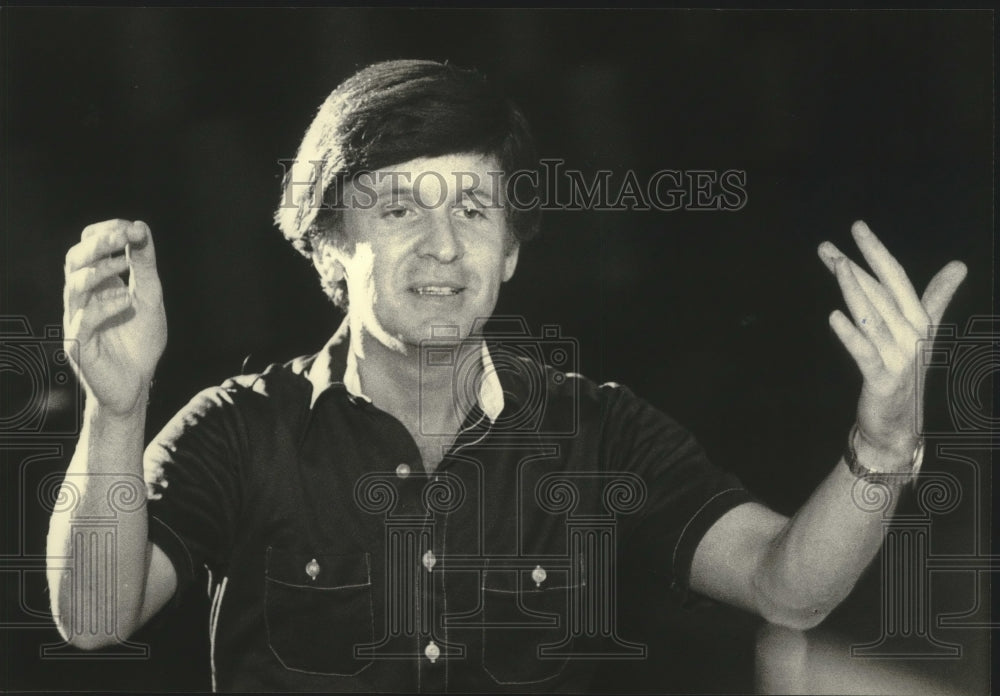 1980, Conductor Charles Sullivan - mjp38421 - Historic Images