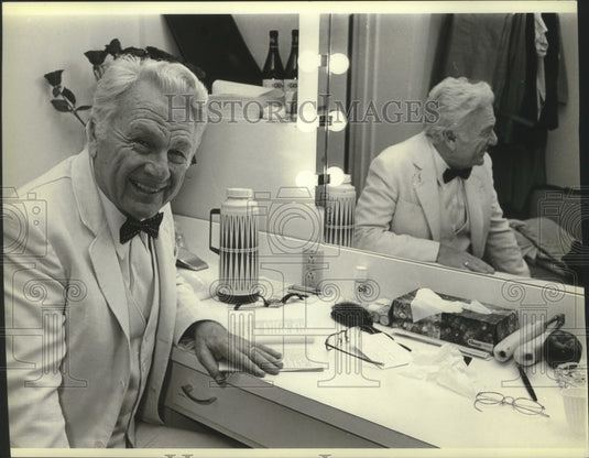 1983, Eddie Albert stars in "You Can't Take It With You" - mjp38508 - Historic Images