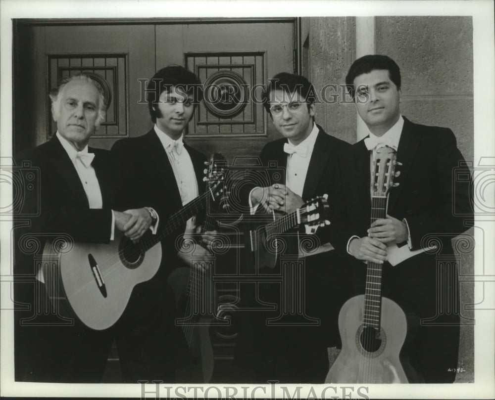 1976, Celedonio Romero &amp; sons, guitarists Celin, Pepe and Angel - Historic Images