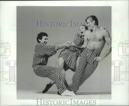 1987, Former Milwaukee dancer Ellen Troy in "In the Upper Room" - Historic Images
