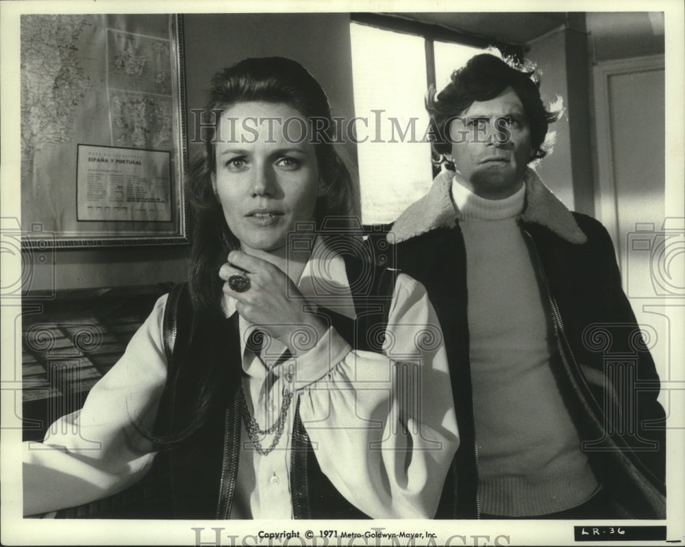 1971, Trish Van Devere and Tony Musante in The Last Run. - mjp38560 - Historic Images