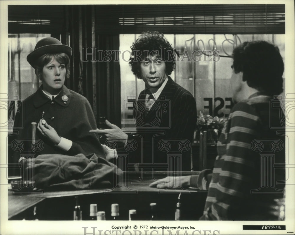 1972 Press Photo Actor Paul Sand with others - mjp38571- Historic Images