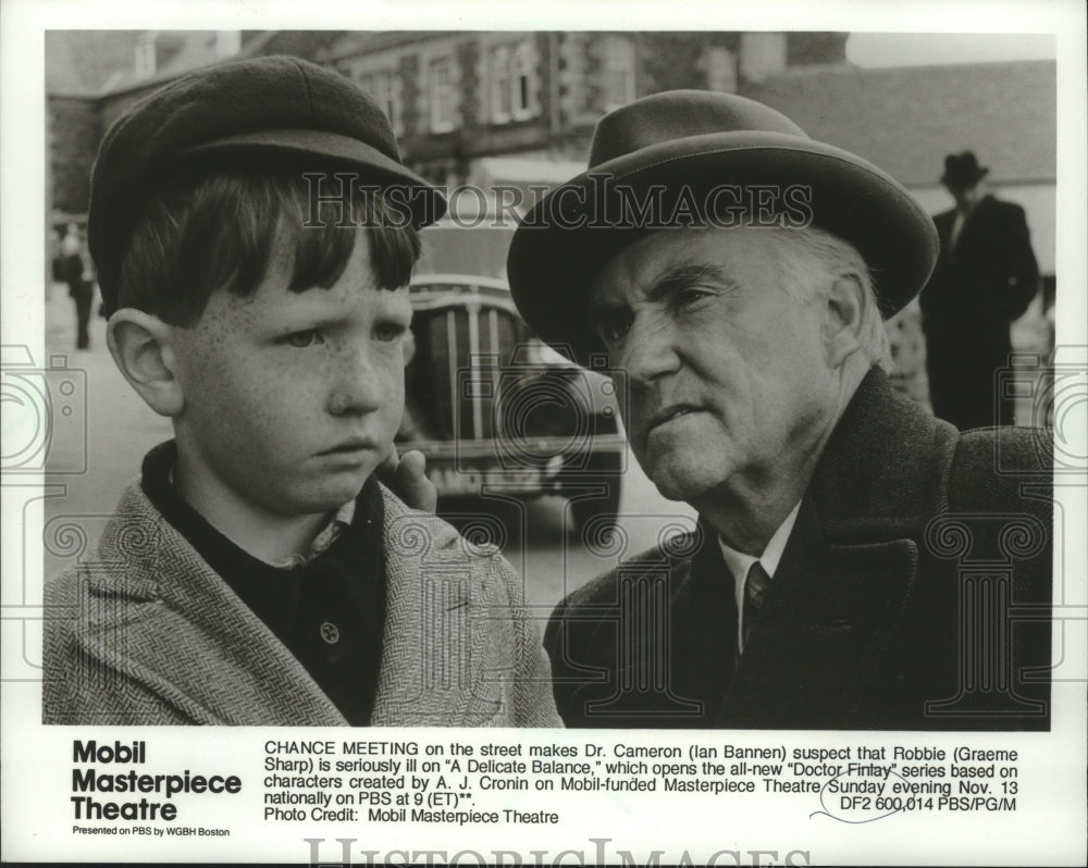 1994 Press Photo Actors Ian Bannen and Graeme Sharp star in 