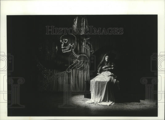 1991, Theater X's Deborah Clifton stars in another production - Historic Images