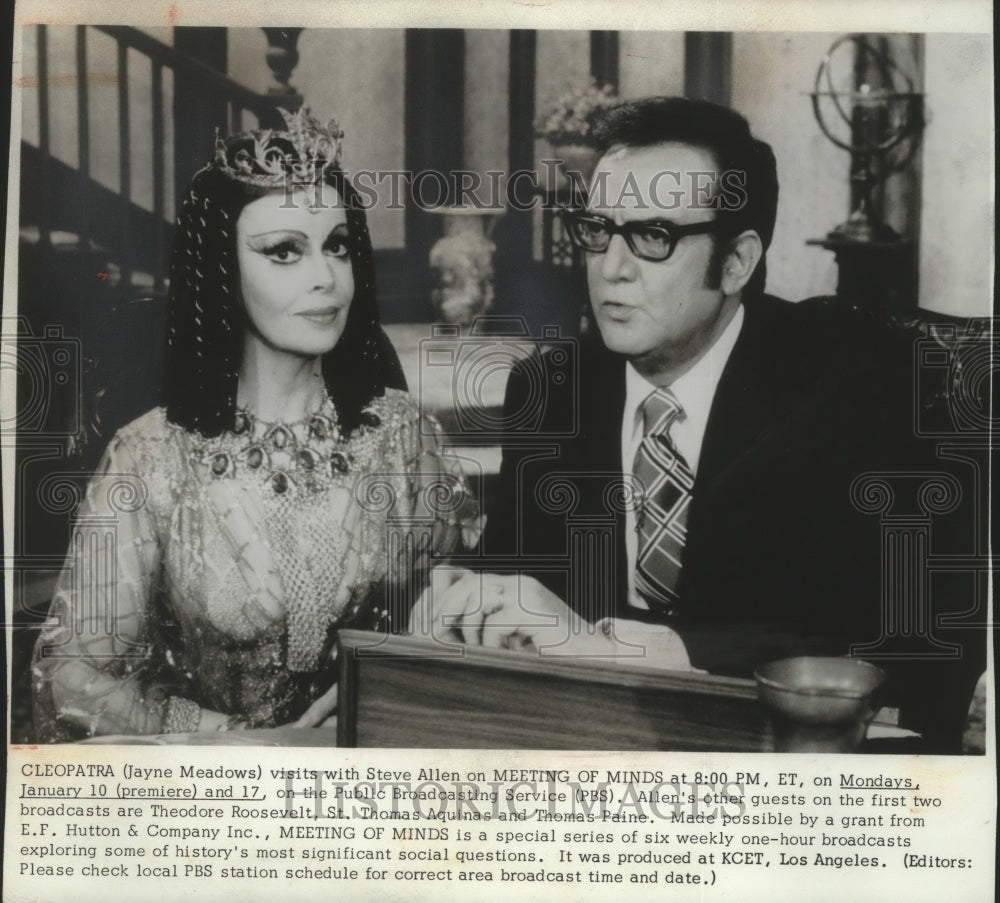 1977, Jane Meadows, as Cleopatra, with husband Steve Allen - Historic Images