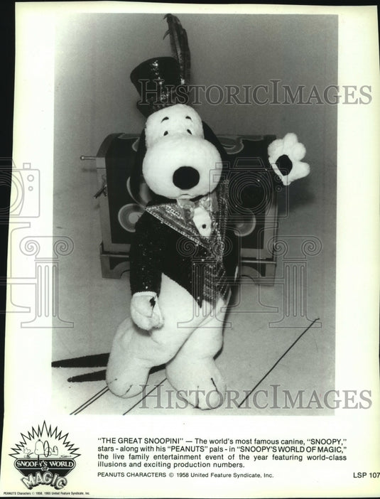 1989, Snoopy stars in "Snoopy's World of Magic" - mjp38888 - Historic Images