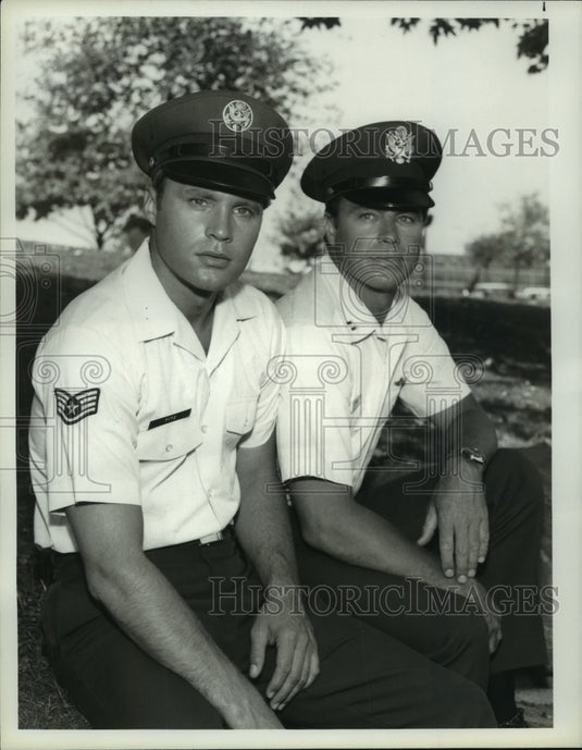1978, Edward Winter and Caskey Swaim in NBC's "Project U.F.O" - Historic Images