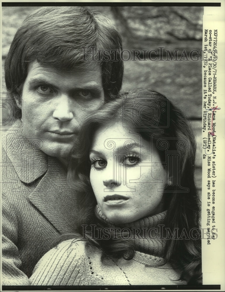 1971, Newark-N.J.-Actress Lana Wood co-star Richard Smedley, engaged - Historic Images