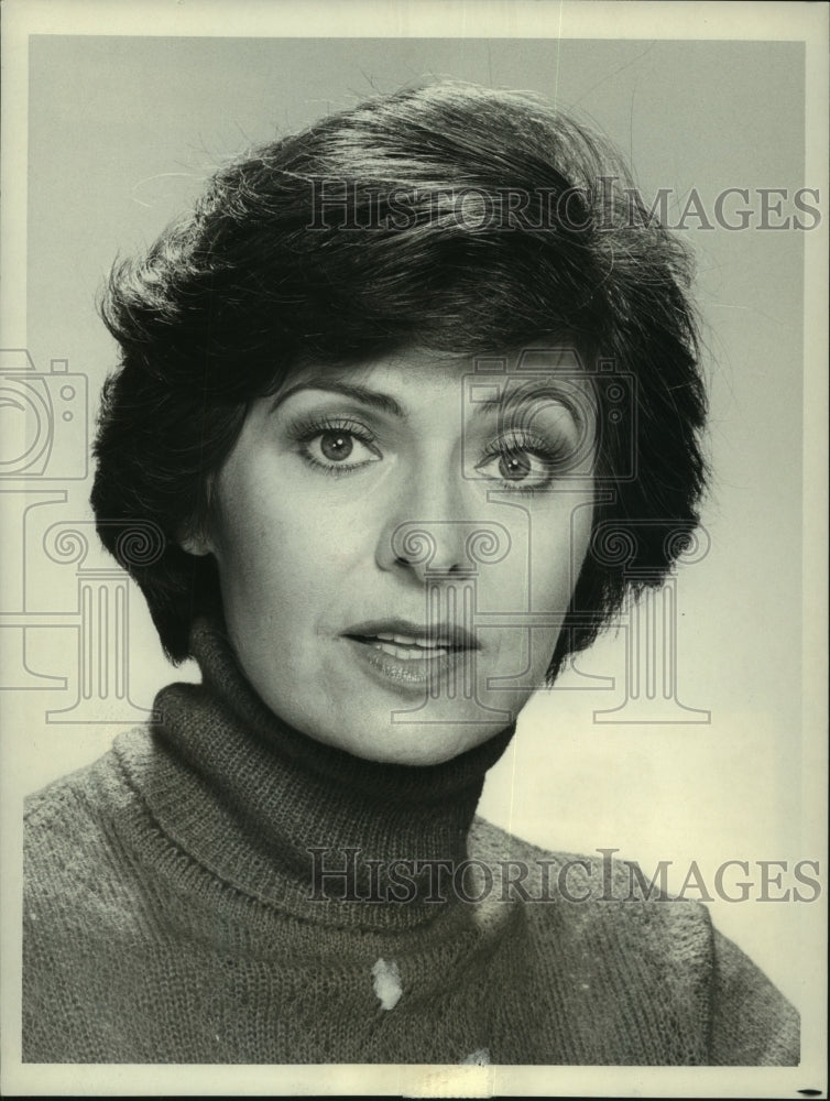 1977 Press Photo Actress Millie Slavin as Nurse Vera Welsh in &quot;Rafferty&quot; on CBS - Historic Images
