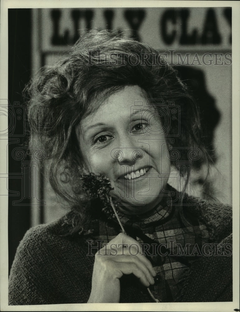 1977, Songwriter Jean Stapleton - mjp39340 - Historic Images