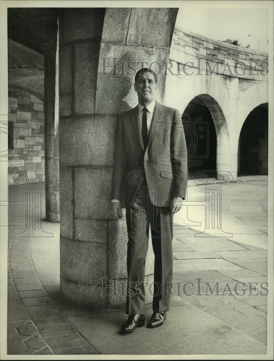 1964 Press Photo "Mr. Broadway" star, Craig Stevens - mjp39349 - Historic Images