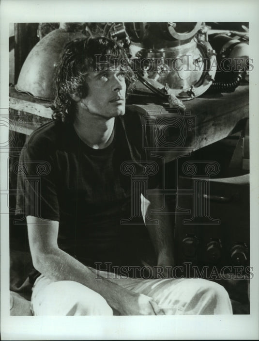 1975, Actor Michael Sarrazin in the movie "The Groundstar Conspiracy" - Historic Images