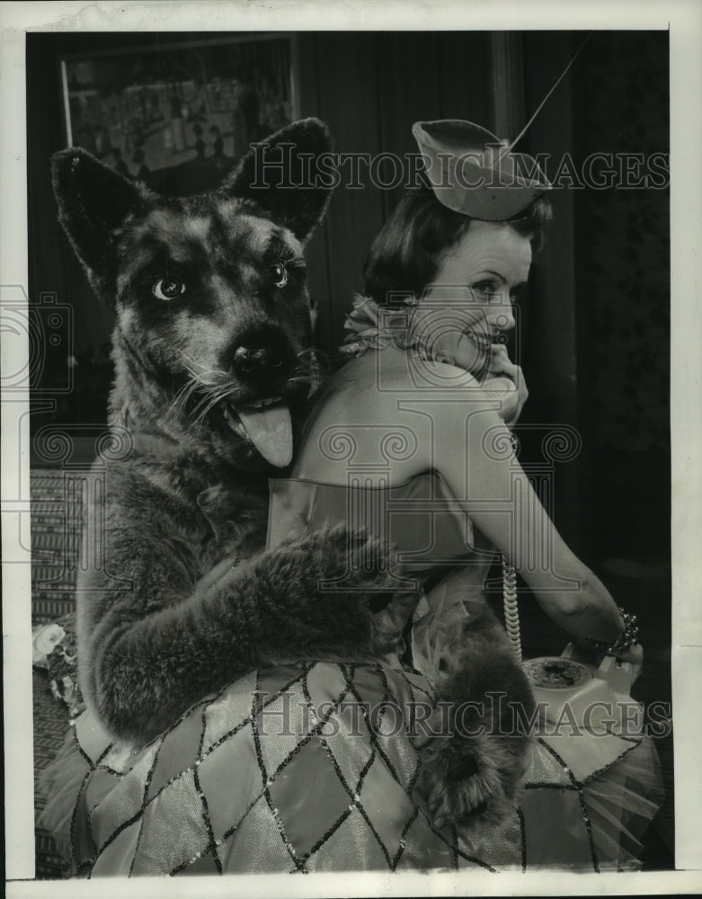 1958, actors Jessica Tandy &amp; Hume Cronyn in &quot;The Man in the Dog Suit&quot; - Historic Images