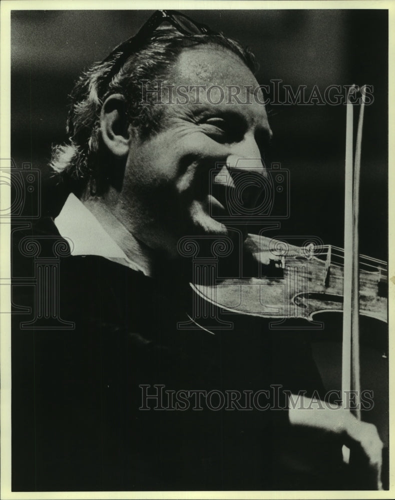 1986 Press Photo Isaac Stern, violinist and conductor. - mjp39527 - Historic Images