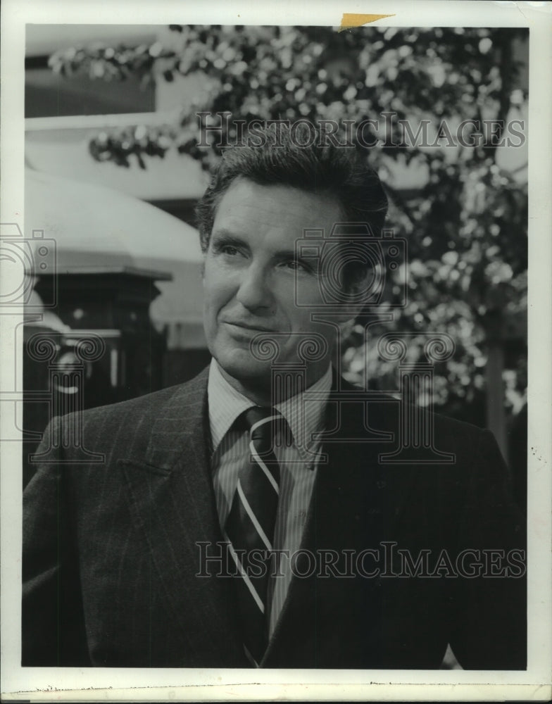 1971 Press Photo Actor Robert Stack as Dan Farrell in "The Name of the Game" - Historic Images