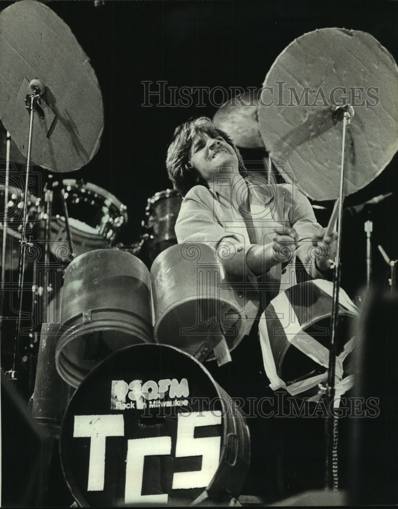 1982 The drummer for the TCS Rockers&#39; Air Band - Historic Images