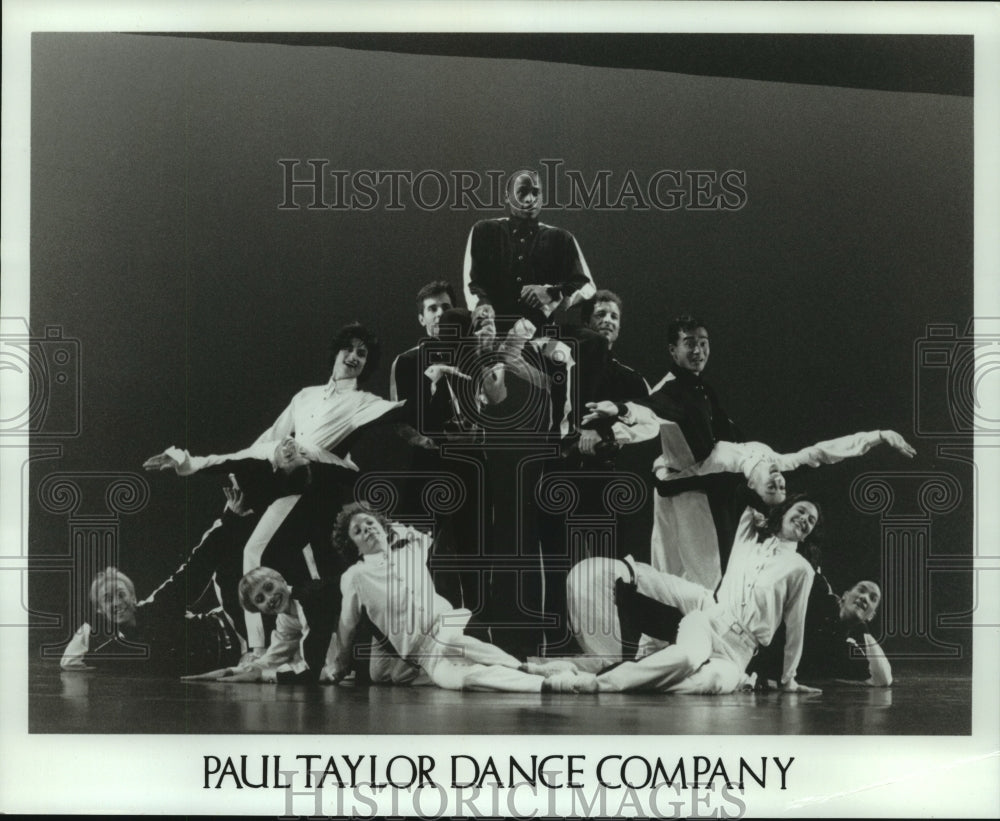1994 Press Photo The Paul Taylor Dance Company cast of "Funny Papers" - Historic Images