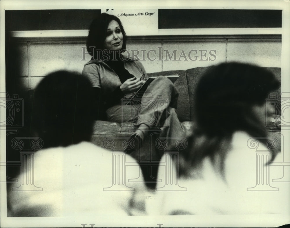 1975, Actress Susan Strasberg lectures at Lee High School in Arkansas - Historic Images