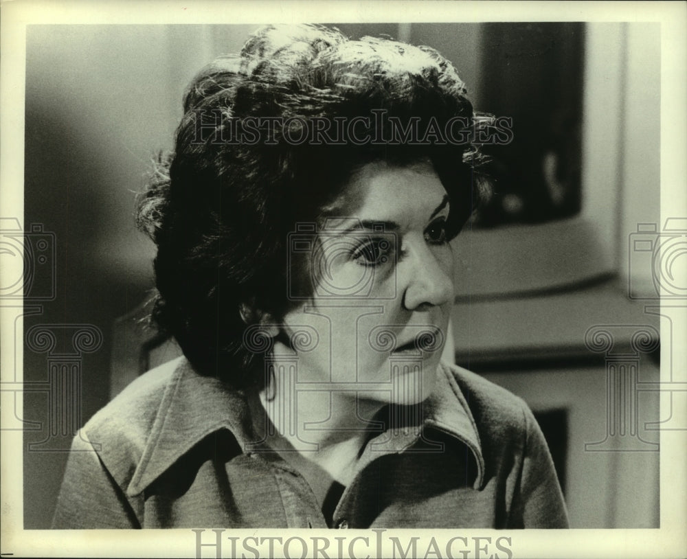 1974, Maureen Stapleton stars in &quot;Tell Me where it Hurts&quot; movie - Historic Images