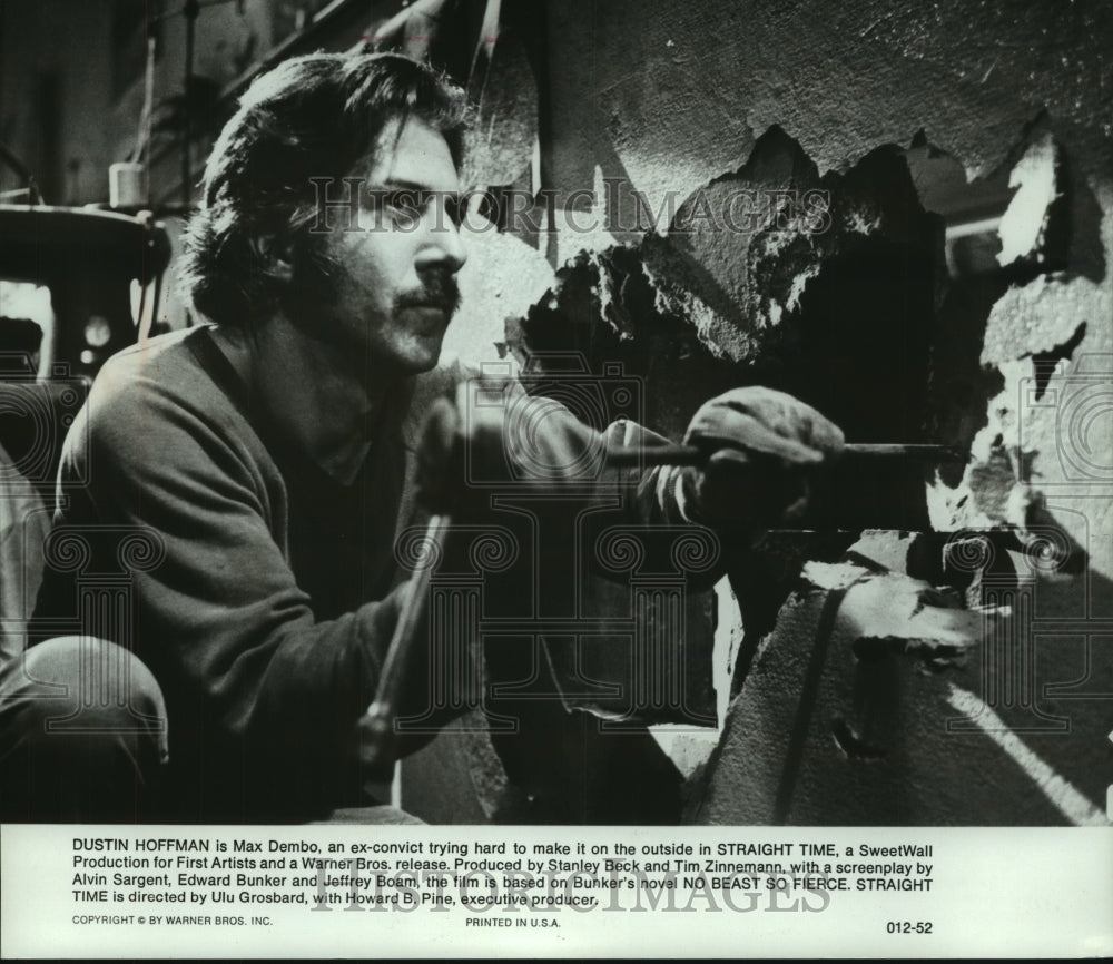 1978, Dustin Hoffman stars in &quot;Straight Time&quot; - mjp40253 - Historic Images