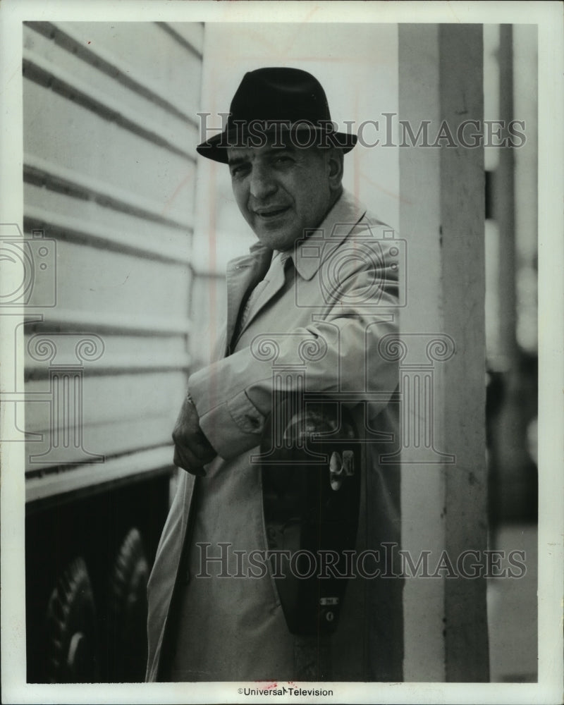 1974 Press Photo Telly Savalas stars in "Kojak" - mjp40339 - Historic Images