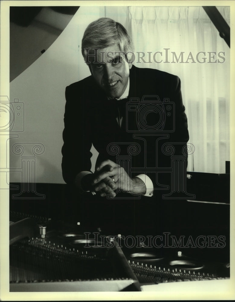 1985 Press Photo Stephen J. Swedish Jr., US pianist - mjp40364 - Historic Images