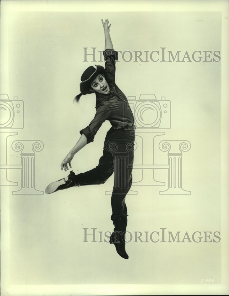 1977 Press Photo Beatriz Rodriguez of The Joffrey Ballet - mjp40405 - Historic Images