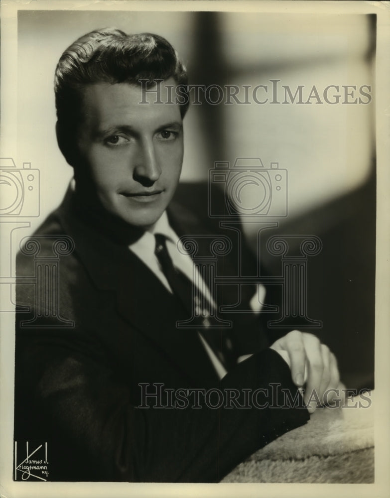 1965 Press Photo Actor Don Rondo - mjp40415 - Historic Images