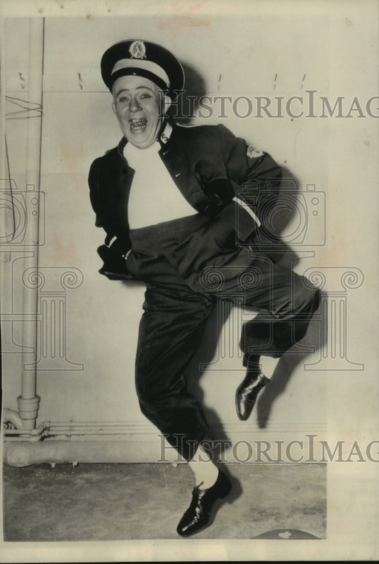1953, Pat Rooney in "Guys and Dolls" - mjp40420 - Historic Images
