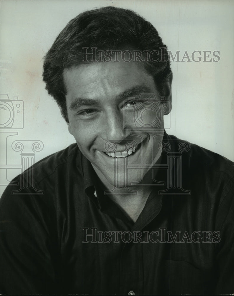 1966 Press Photo Actor George Segal - mjp40523 - Historic Images
