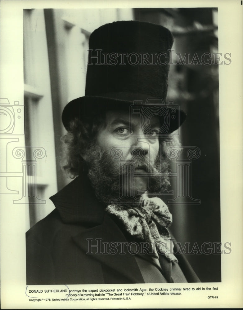 1978 Press Photo Donald Sutherland in &quot;The Great Train Robbery&quot; - mjp40551 - Historic Images