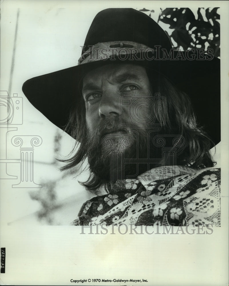 1970, Donald Sutherland in "Alex In Wonderland" - mjp40557 - Historic Images
