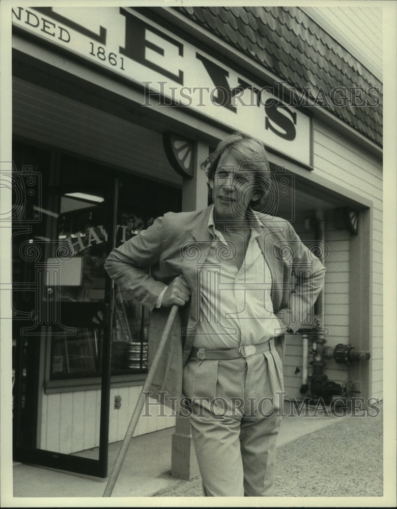 1983 Press Photo Donald Sutherland in "Hallmark Hall of Fame" - mjp40563 - Historic Images