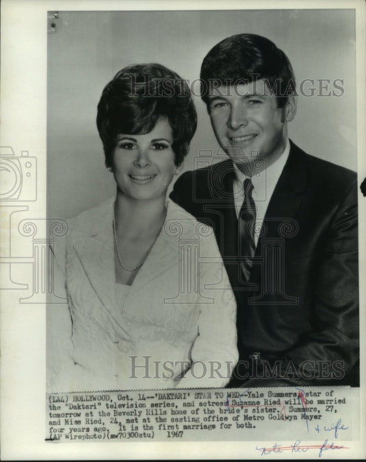 1967, Yale Summers & Suzanne Ried to be married in Beverly Hills - Historic Images