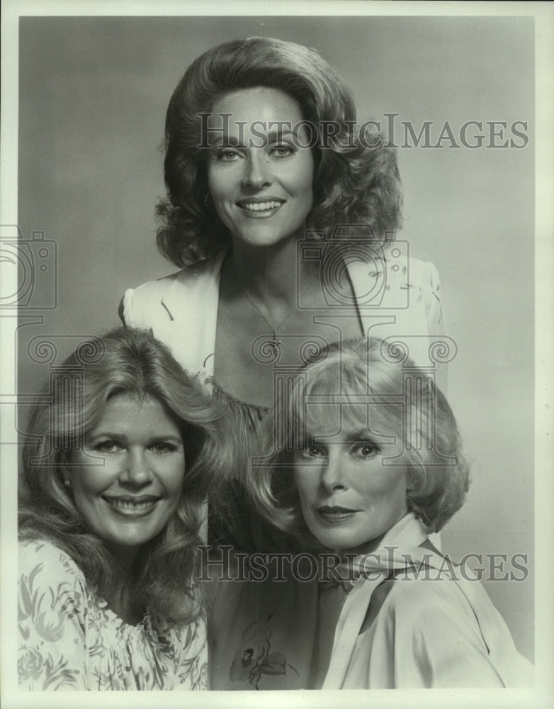 Press Photo Loretta Swit &amp; other stars of NBC-TV&#39;s &quot;Mirror, Mirror&quot; - mjp40589 - Historic Images