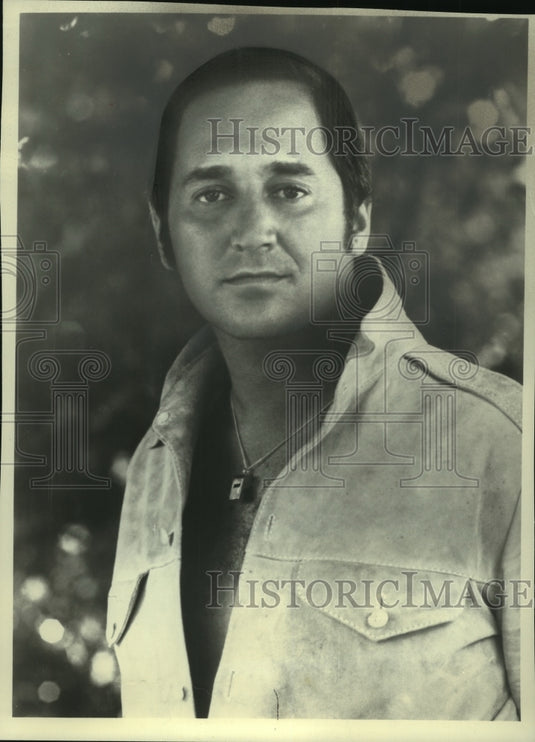 1975, Singer Neil Sedaka - mjp40621 - Historic Images