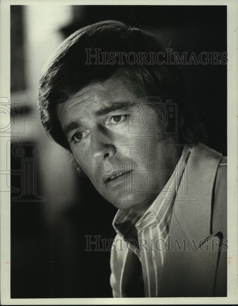 1972 Press Photo Bob Wagner hosts singers on &quot;Love! Love! Love!&quot; on NBC-TV - Historic Images