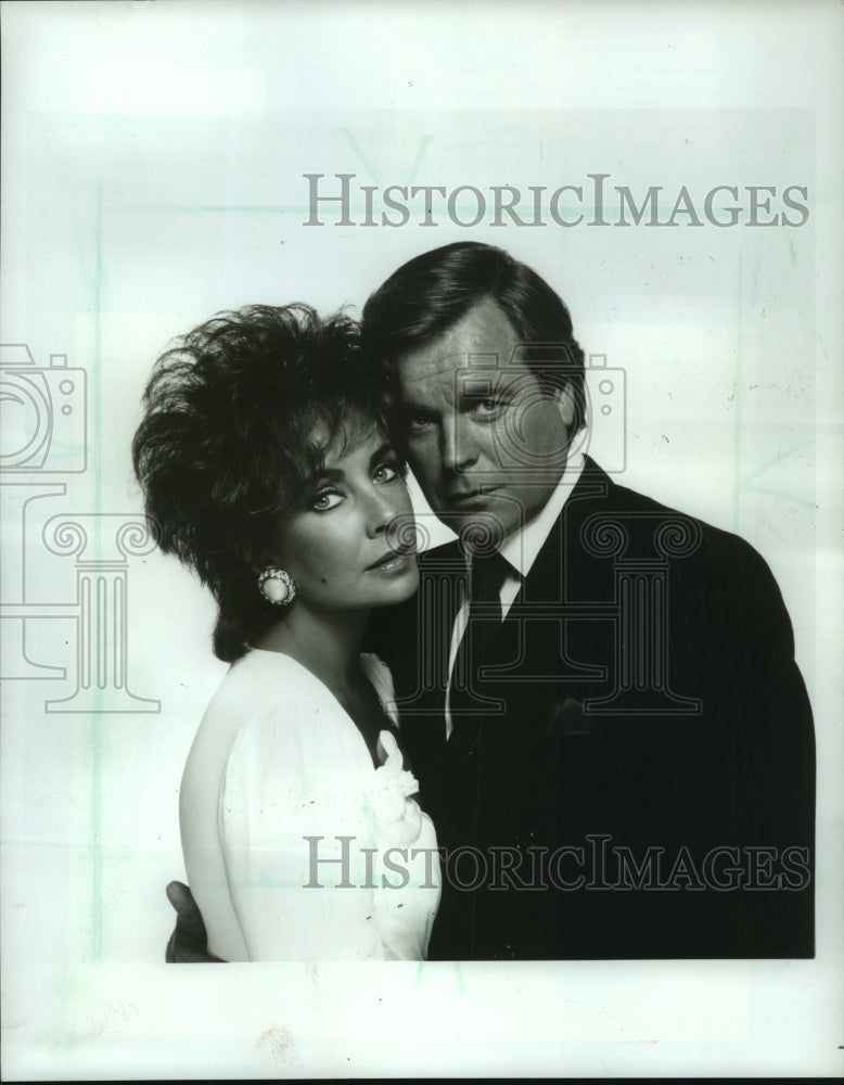 1986, Elizabeth Taylor and Robert Wagner in "There Must Be A Pony" - Historic Images