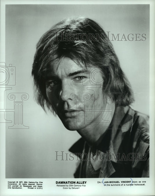 1977 Press Photo Jan-Michael Vincent stars in "Damnation Alley" - mjp40776 - Historic Images