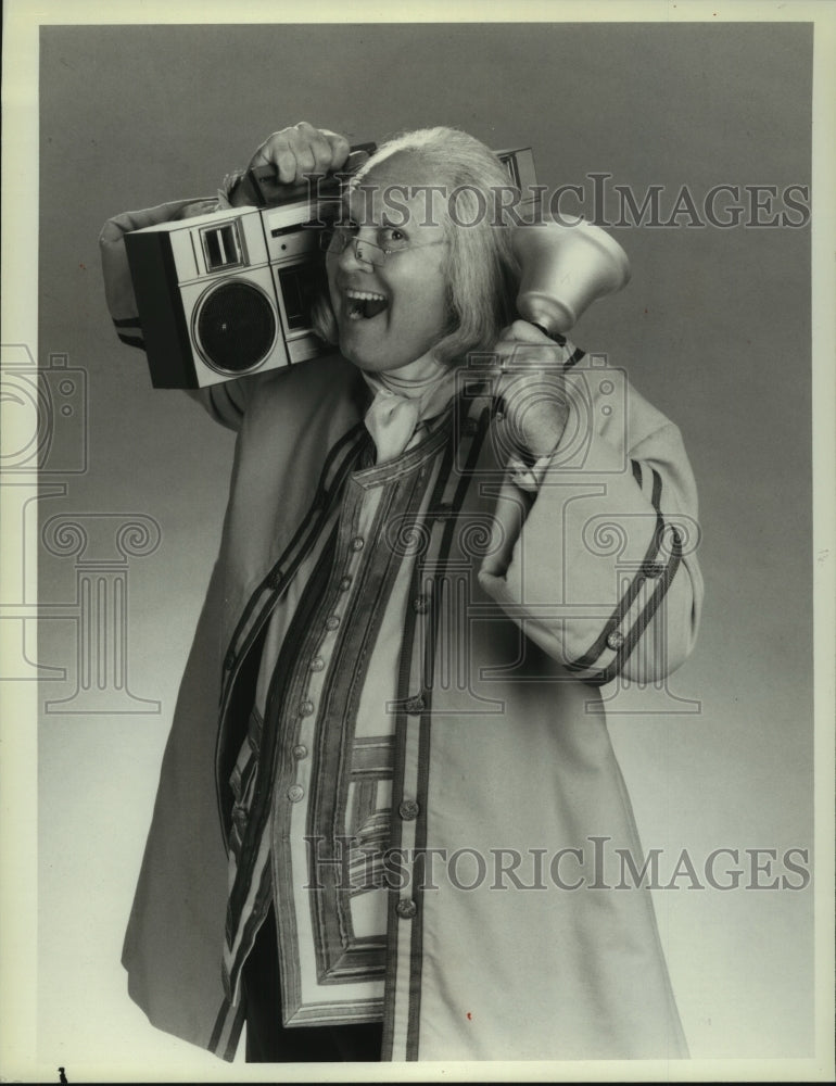 1986, NBC clown Willard Scott, helps bring us &quot;Great Circus Parade&quot; - Historic Images